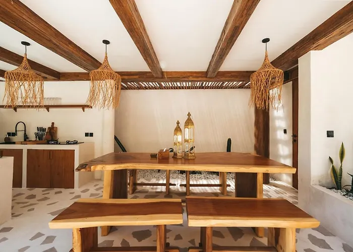 Bocce Villa *